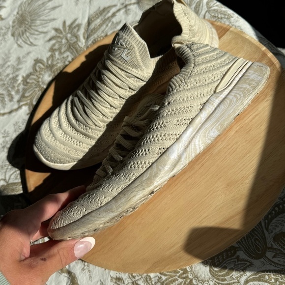 APL techloom wave shoes - Picture 3 of 8